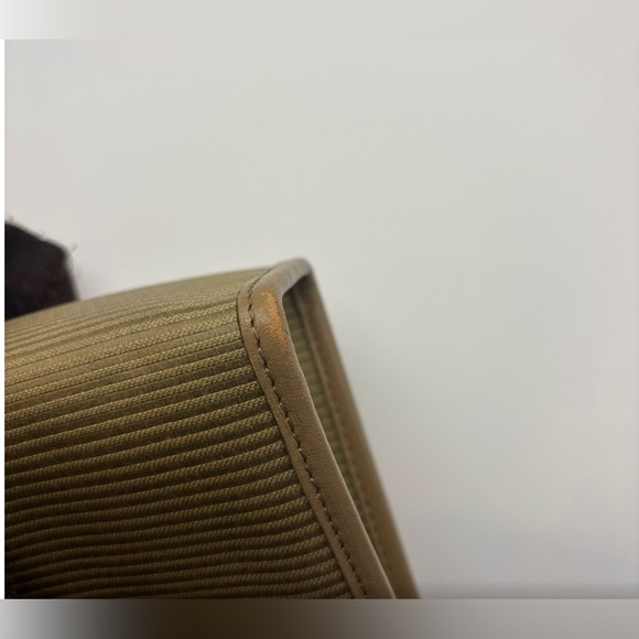 EUC!! VINTAGE Yves Saint Laurent Clutch - Picture 10 of 14